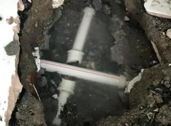 寻乌阳台漏水维修公司为您分享楼上楼下漏水怎么处理