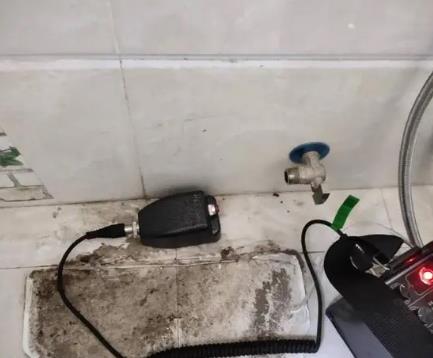 寻乌屋顶漏水维修公司分享下卫生间漏水的危害及解决方法